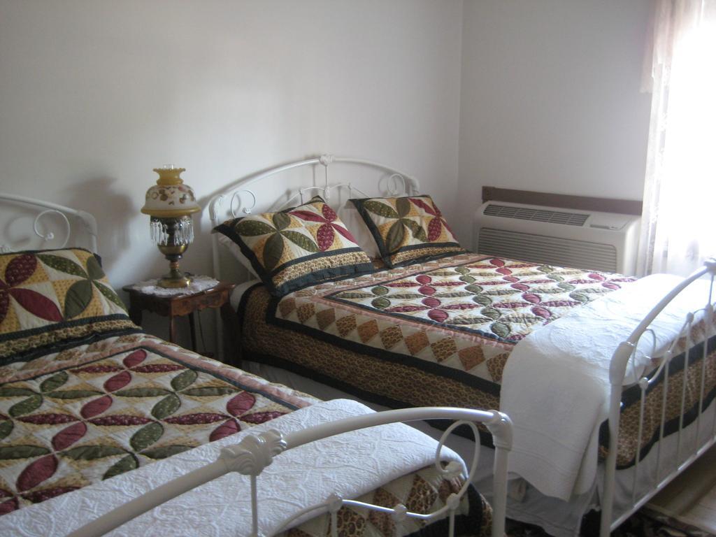 Backwoods Bed And Bath Hotell McGregor Eksteriør bilde