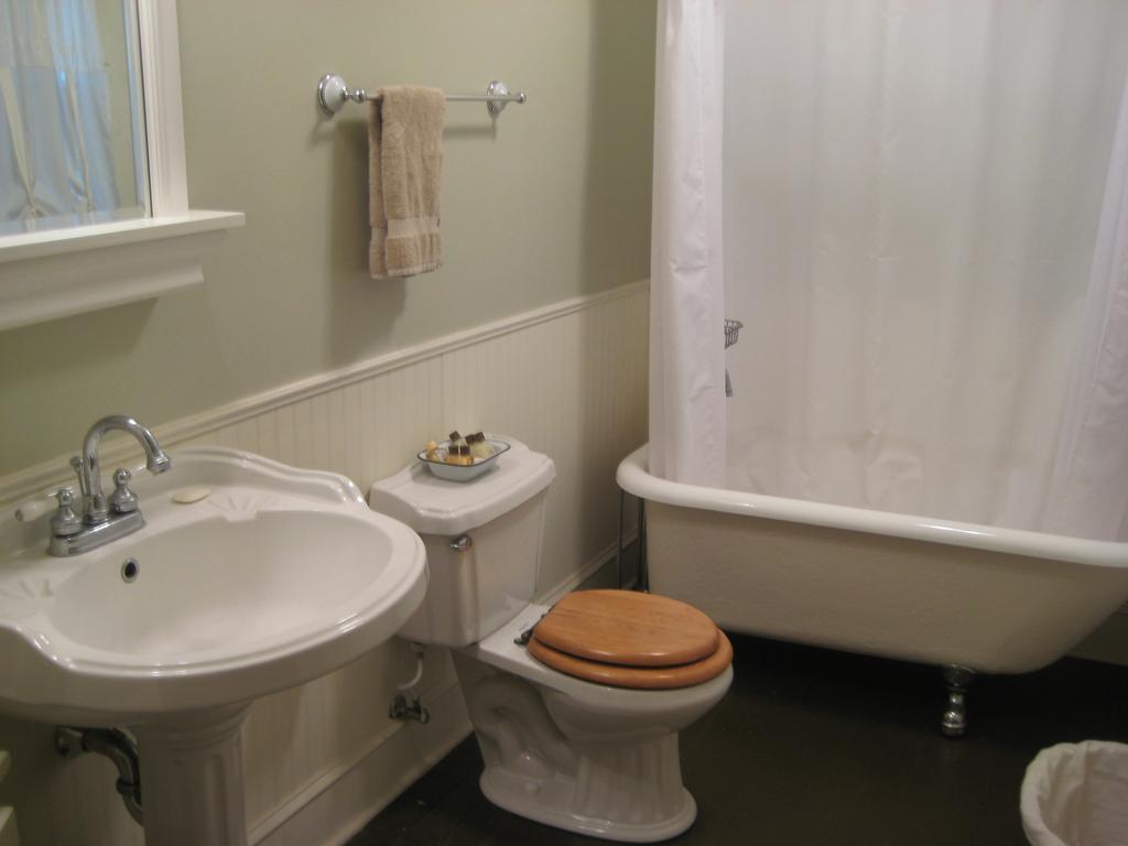 Backwoods Bed And Bath Hotell McGregor Eksteriør bilde