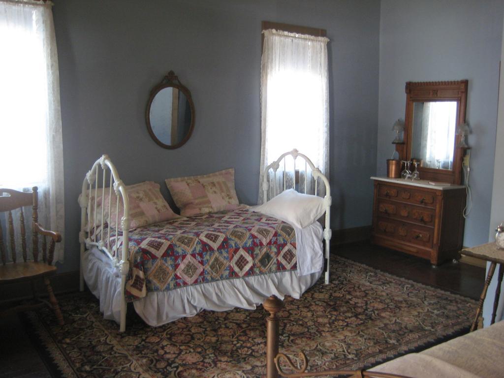 Backwoods Bed And Bath Hotell McGregor Eksteriør bilde